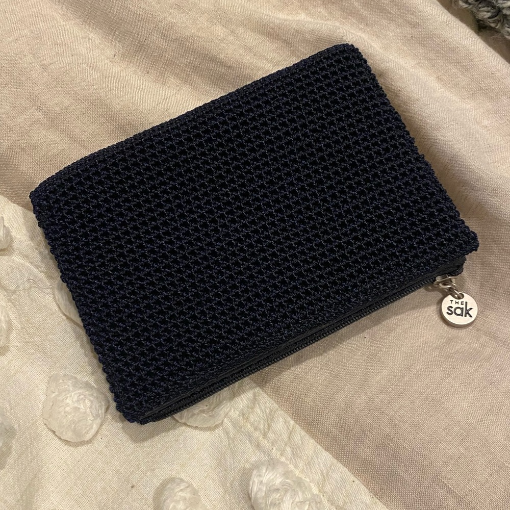 NWT The Sak Navy Crochet Wallet